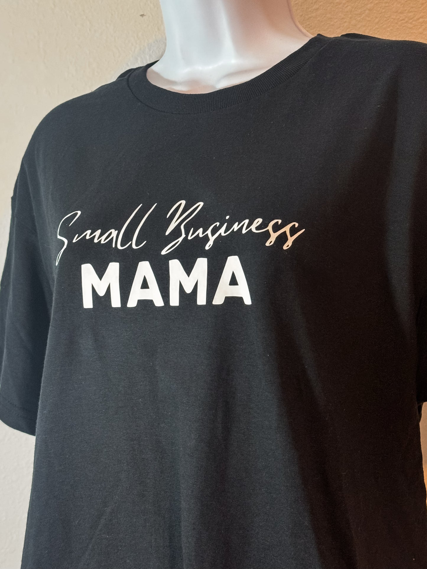 Small Business MAMA Tee